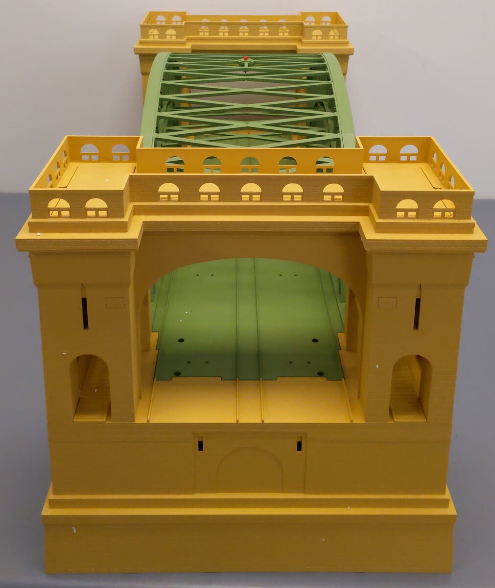 MTH 30-9021 O Hell Gate Bridge Cream & Green NIB