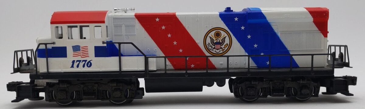 Lionel 6-1776 O Gauge Spirit of 76 U36B Powered Diesel Locomotive EX/Box