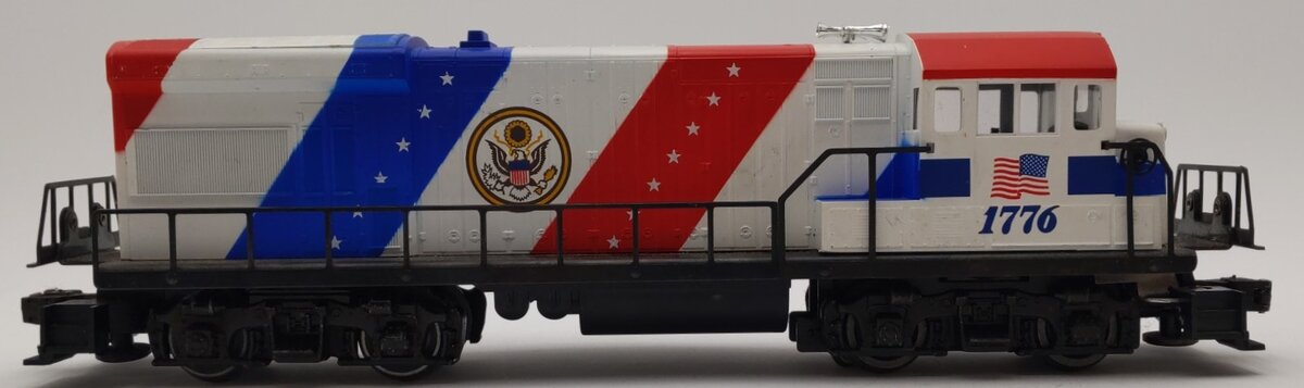 Lionel 6-1776 O Gauge Spirit of 76 U36B Powered Diesel Locomotive EX/Box