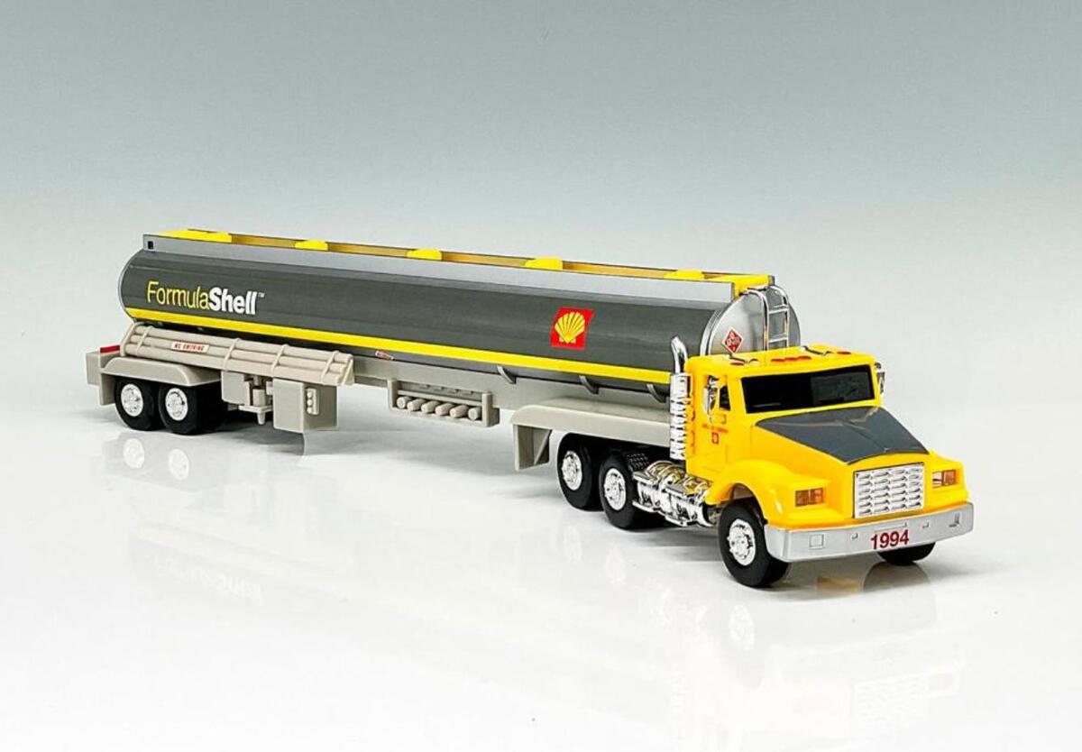 Shell 1994 O Gauge Silverado Toy Tanker Truck