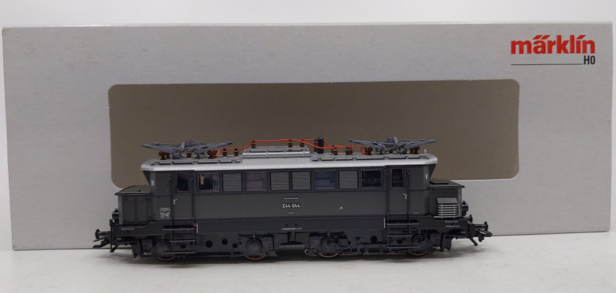 Marklin 39441 HO Scale DRG Class E 44 Electric Locomotive