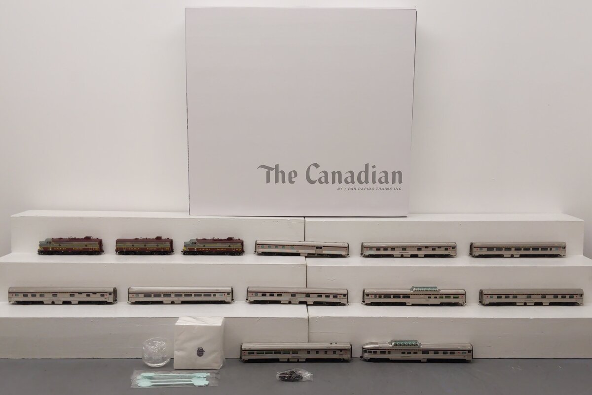 Rapido Trains 210002 HO Scale CP Rail The Canadian Complete Diesel Train Set VG/Box