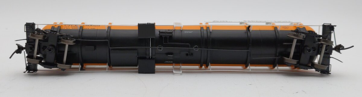 Broadway Limited 6107 HO AirCo High-Capacity Cryogenic Tank Car