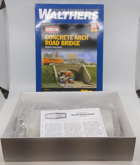 Walthers 933-3196 HO Concrete Arched Road Bridge Street System Structure Kit