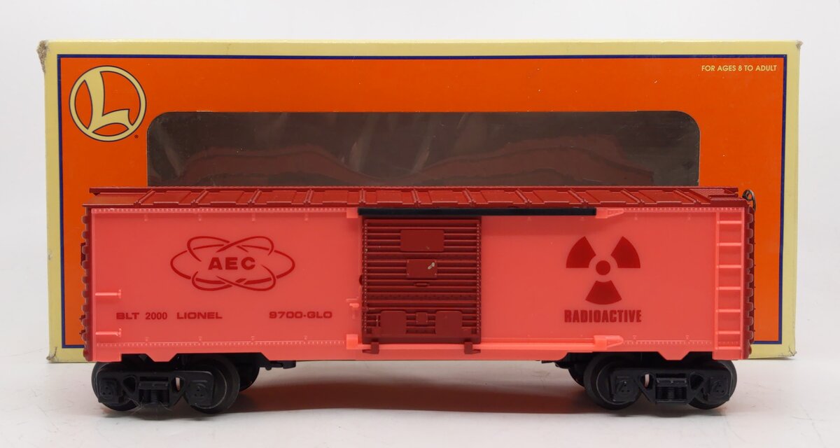 Lionel 6-26288 O Gauge Atomic Energy Commission Glow in the Dark Red Boxcar NIB