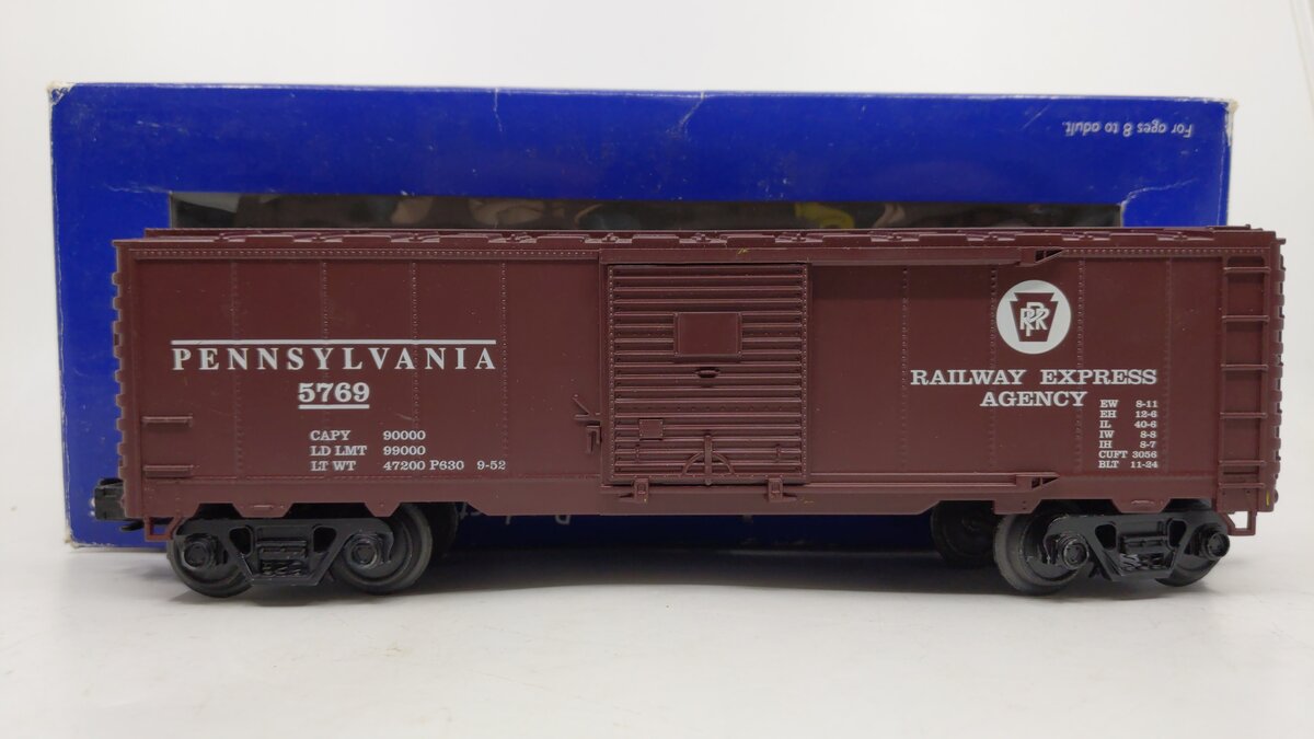 Industrial Rail 1002 O Gauge Pennsylvania REA Boxcar #5769 LN/Box