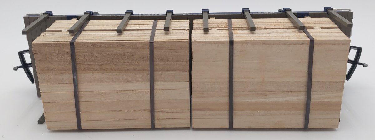 Piko 38741 G Baltimore & Ohio Flatcar with Lumber Load