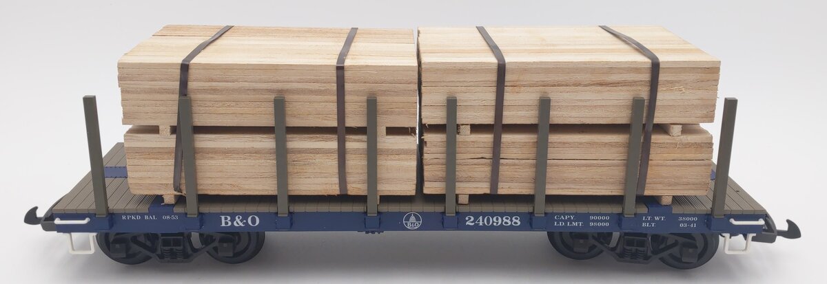 Piko 38741 G Baltimore & Ohio Flatcar with Lumber Load