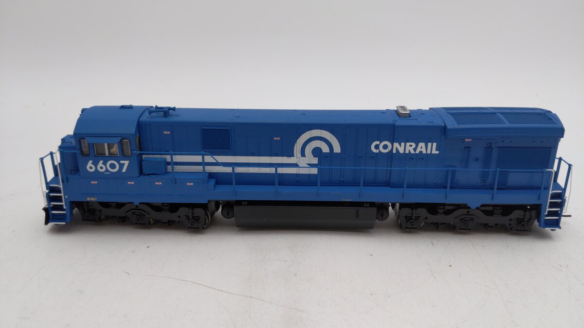Broadway Limited 2445 HO Conrail GE C30-7 with Sound & DCC - Paragon2™ #6607