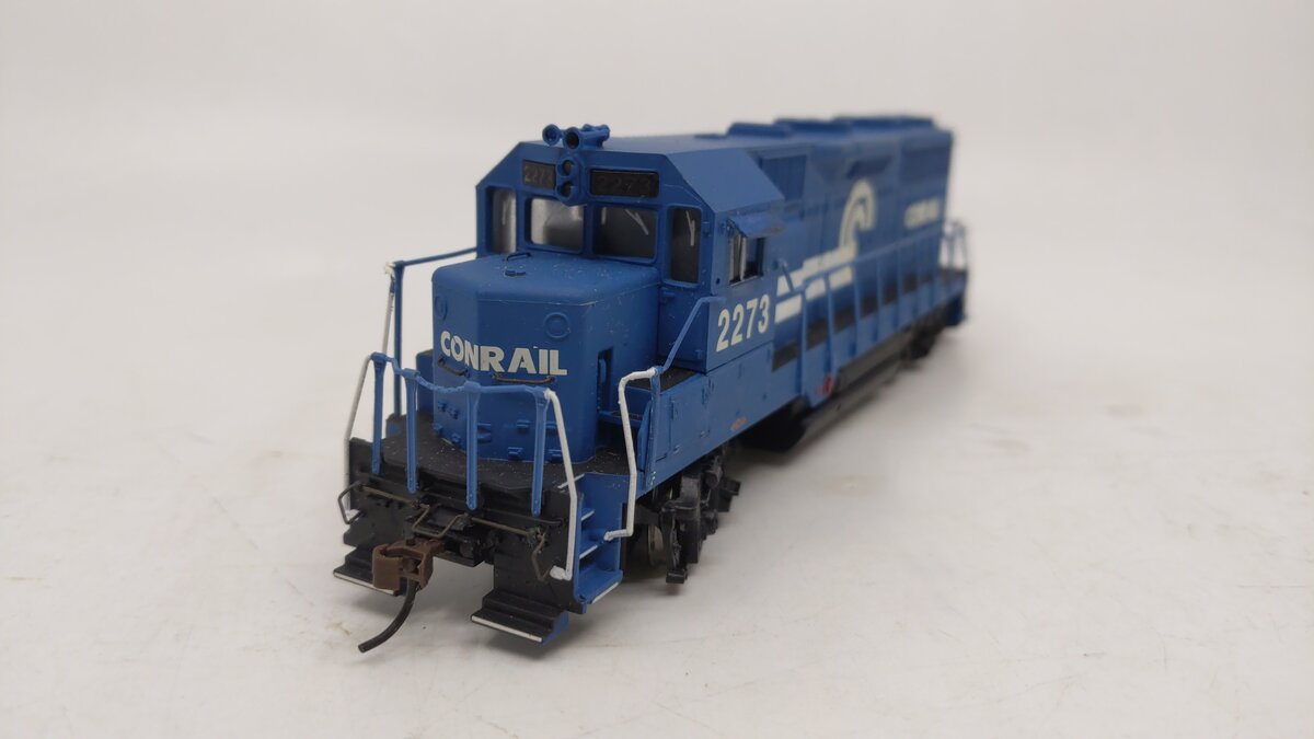 Bachmann 60701 HO Conrail EMD GP35 Diesel Locomotive w/DCC #2273