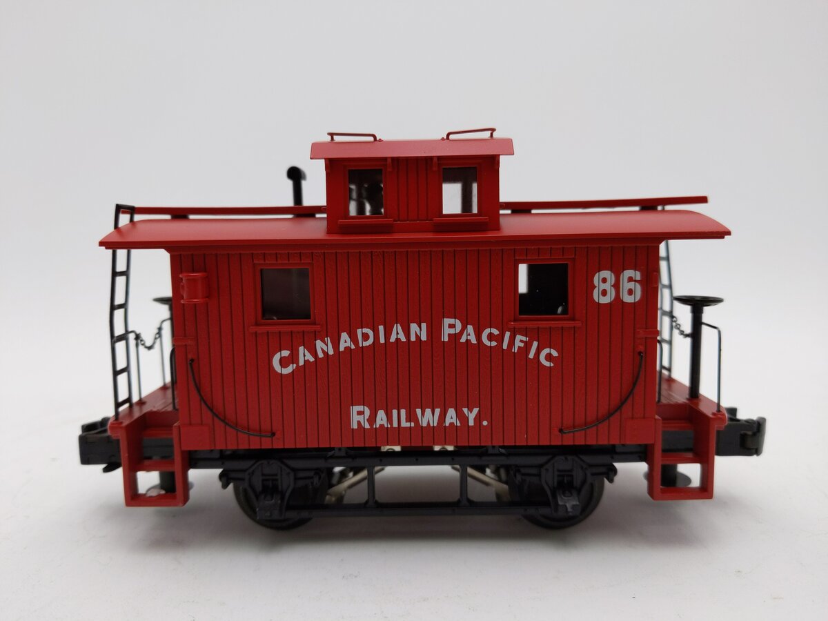 MTH 20-91269 Canadian Pacific Bobber Caboose V2