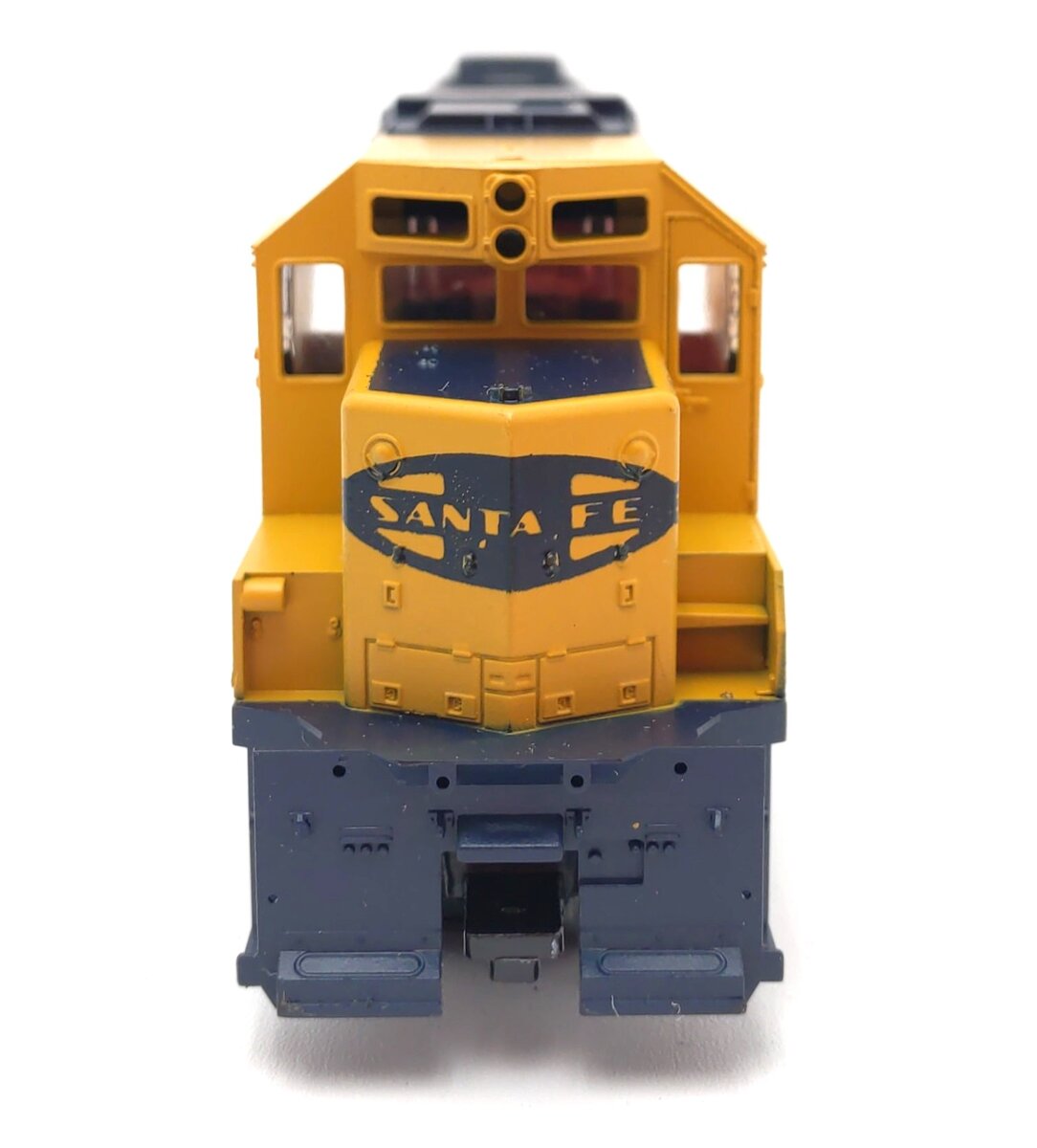 Athearn 4608 HO Santa Fe GP38-2 Diesel Locomotive #3571