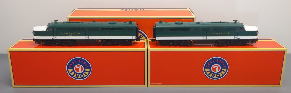 Lionel 6-82238 Southern ALCO PA A-A Diesel Locomotive #6900/6901