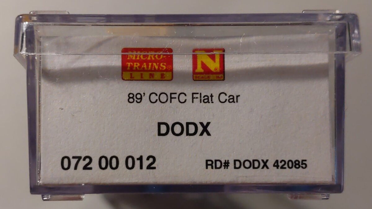 Micro-Trains 07200012 N Department of Defense 89' 4" COFC Flatcar #42085