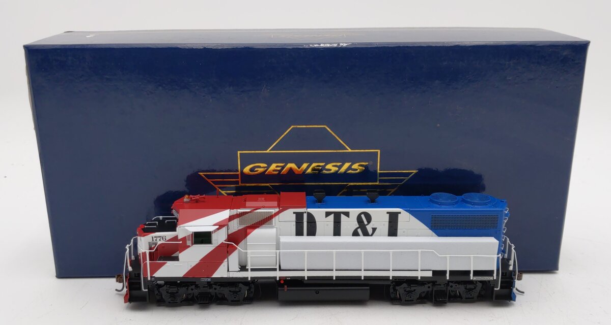 Athearn G65417 HO Scale DT&I GP38-2 Phase 1 Diesel Locomotive #1776 w/DCC&Sound