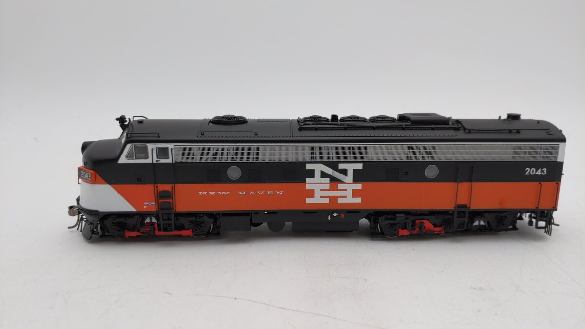 Rapido Trains 14522 HO New Haven EMD FL9 with LokSound & DCC #2043