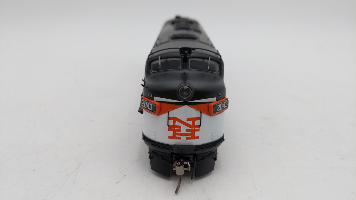 Rapido Trains 14522 HO New Haven EMD FL9 with LokSound & DCC #2043