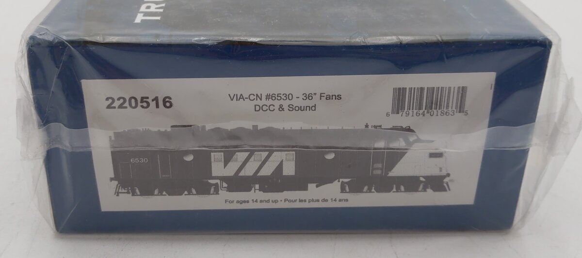Rapido Trains 220516 HO VIA/CN FP9A Diesel Locomotive #6530 w/DCC & Sound
