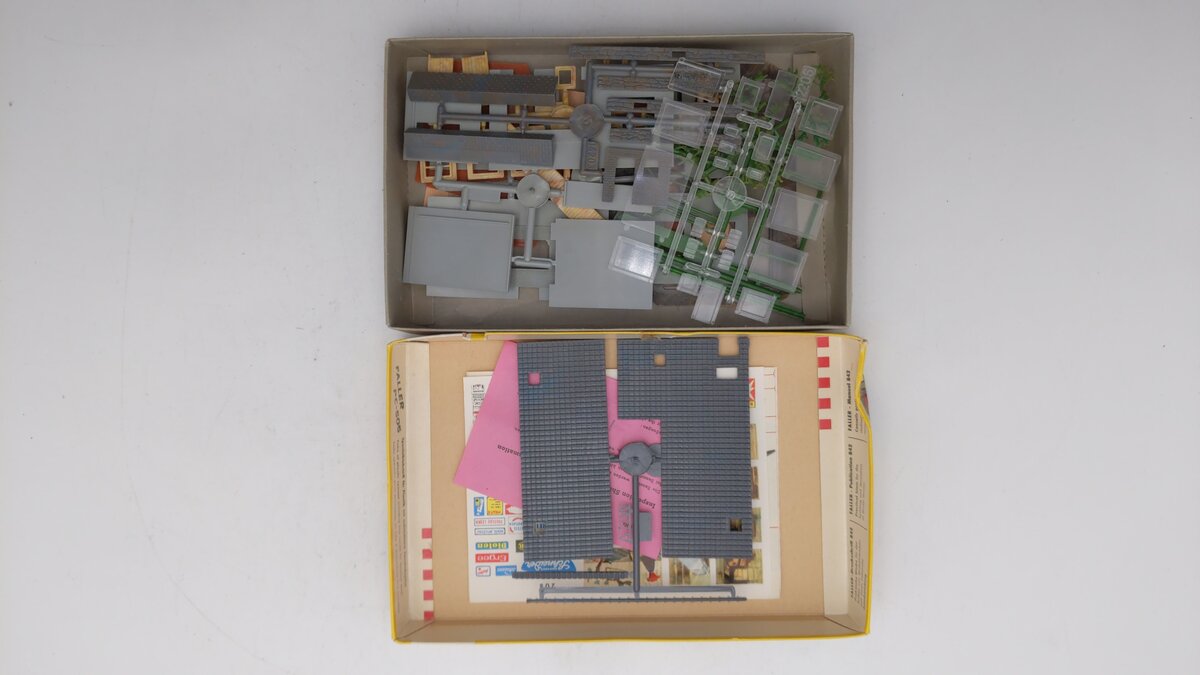 Faller B-208 HO Small Shop House Building Kit