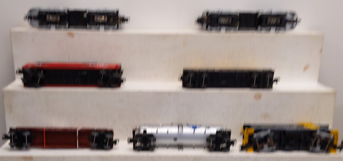 MTH 30-4187-1 Santa Fe RailKing F-3 O Gauge Freight Train Set w/PS2