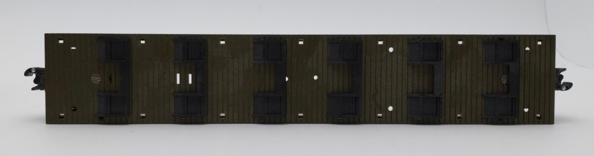 K-Line K691-8023 O Gauge US Army Flat Car w/3 Jeeps LN/Box