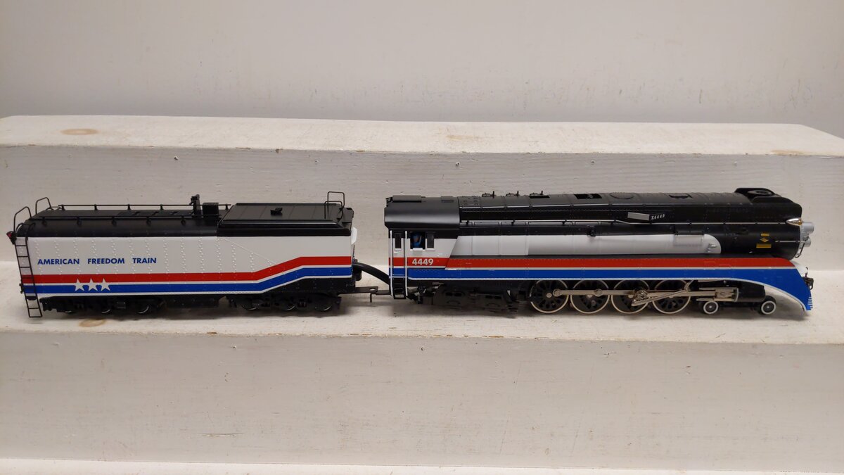 K-Line K3601-4449 American Freedom Train GS-4 Steam Engine & Tender #4449 LN/Box