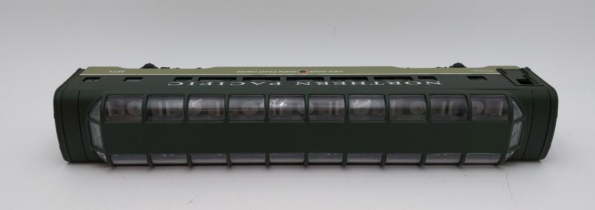 Lionel 6-19167 O Gauge Northern Pacific Full Vista Dome Coach #2571 LN/Box