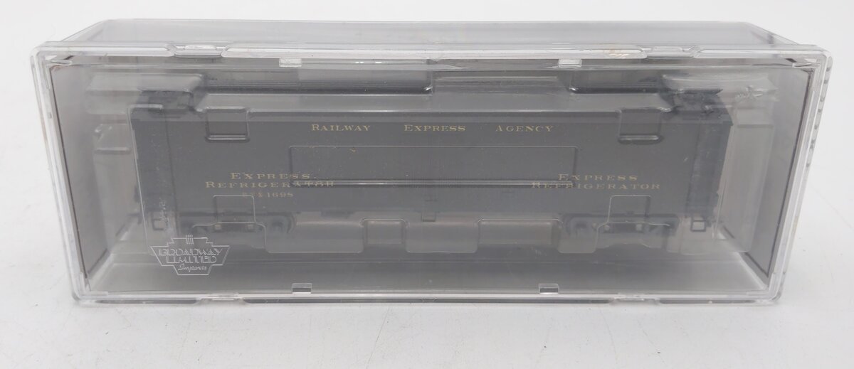 Broadway Limited 1480 HO Railway Express Agency REX 53'6" Wood Express Reefer