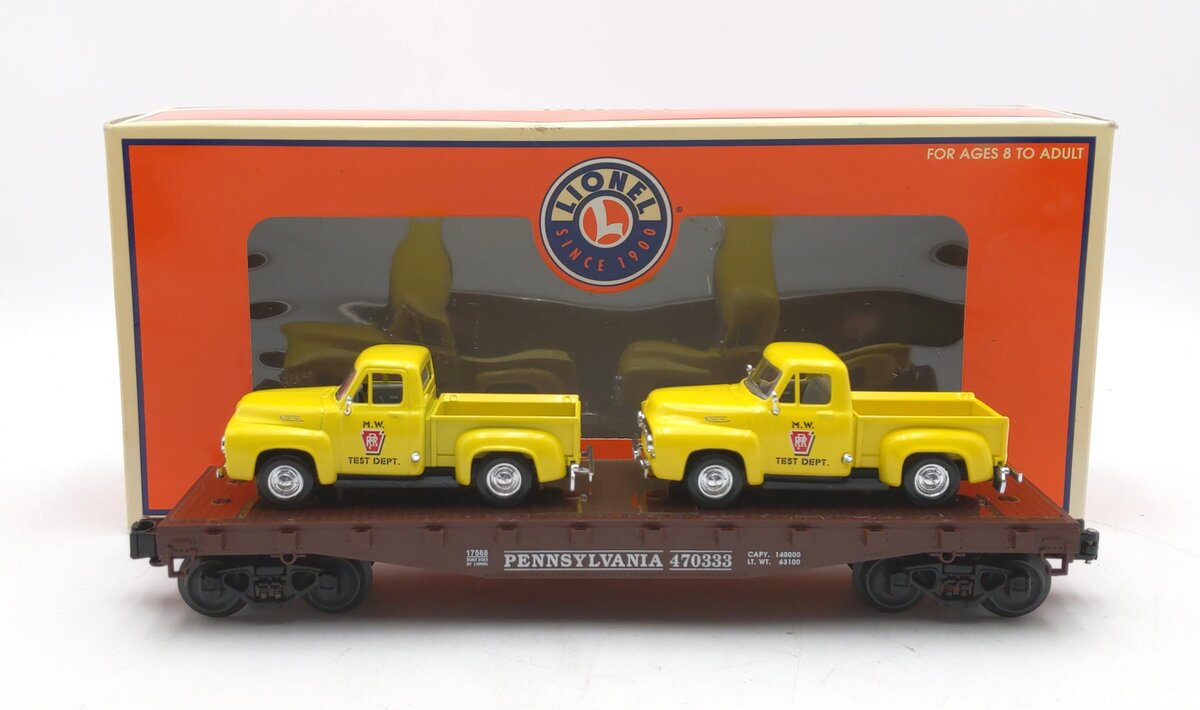 Lionel 6-17568 O Gauge Pennsylvania Flatcar with Pickup Trucks