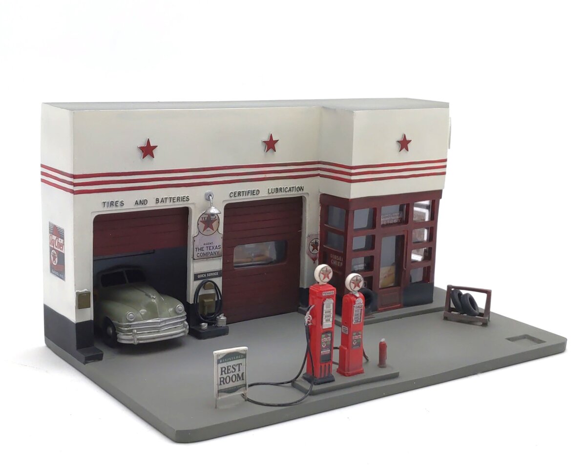 Chronicles Unlimited 1:43 Sacle Texaco Star 1940's Gas Station LN/Box