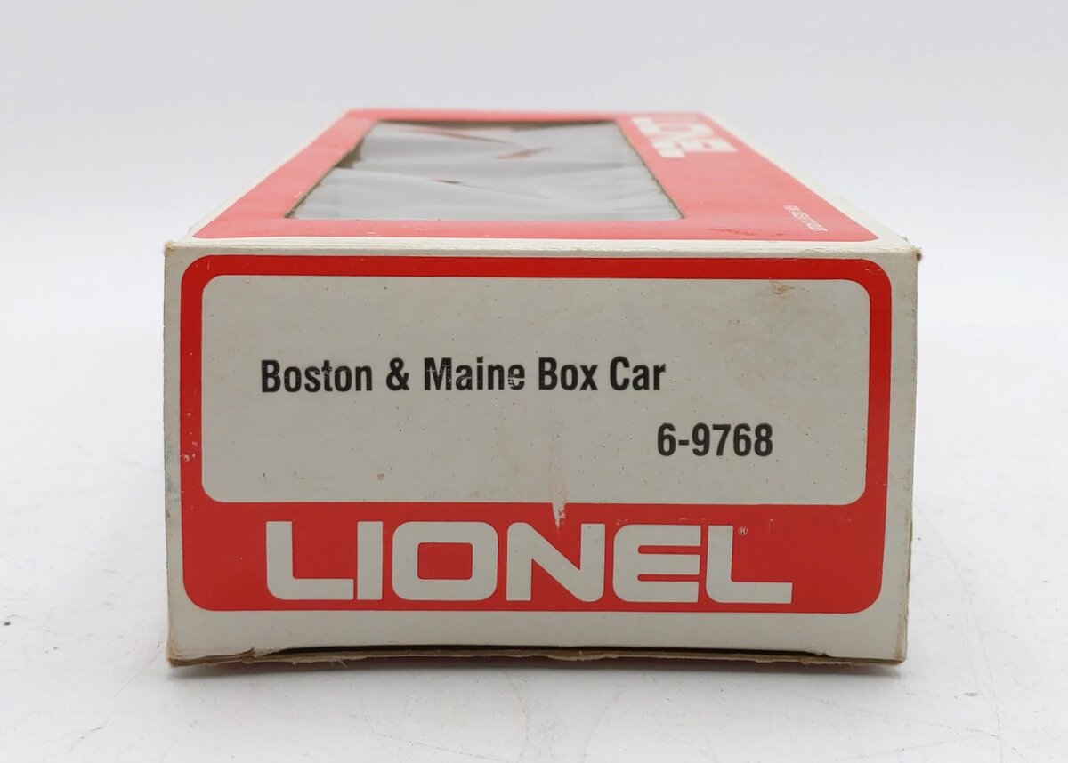 Lionel 6-9768 O Gauge Boston & Maine Boxcar NIB