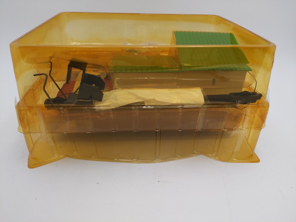 American Flyer 6-49806 S Scale Operating Sawmill NIB