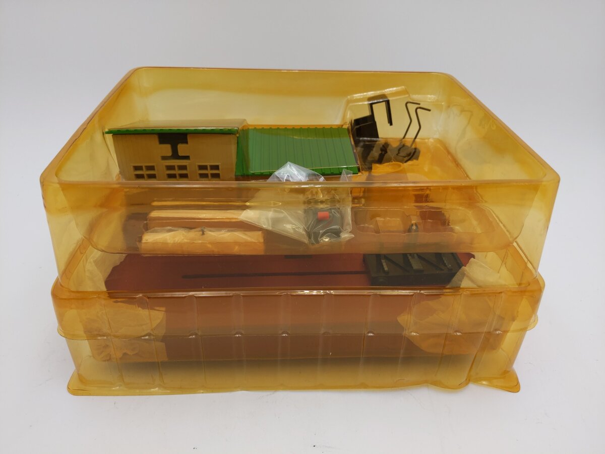 American Flyer 6-49806 S Scale Operating Sawmill NIB