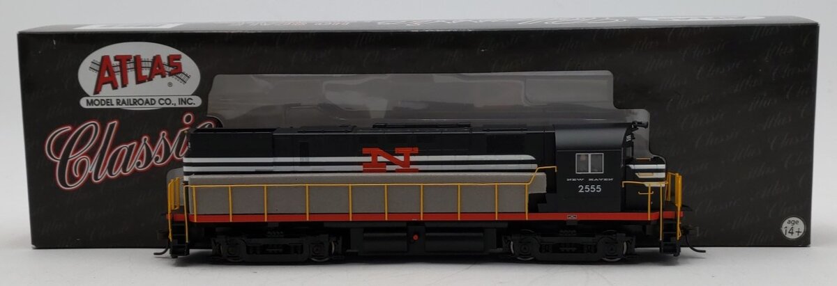 Atlas 10000707 HO Scale New Haven C-425 Phase 2 Diesel Locomotive #2555