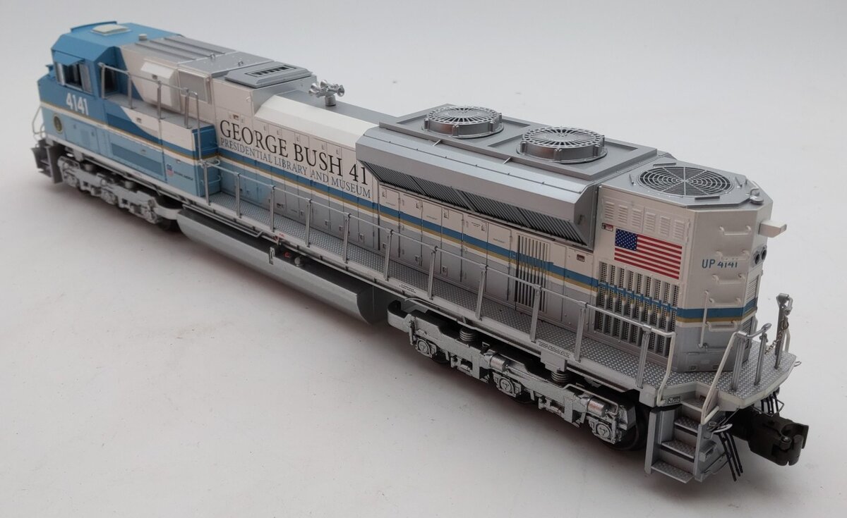Lionel 6-34618 UP George Bush SD70 Ace Diesel Locomotive #4141 with Legacy