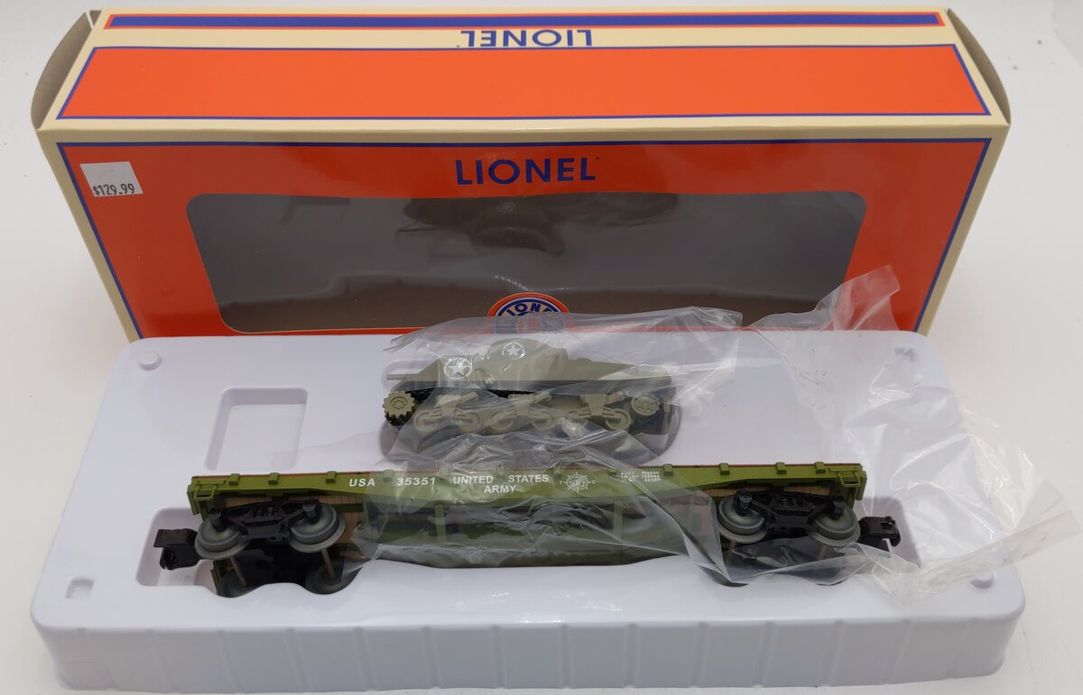 Lionel 1926751 O US Army 40' Flatcar with Sherman Tank #35351