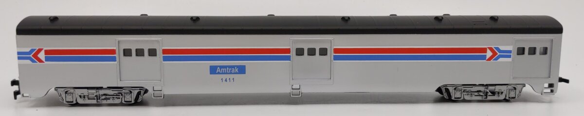 IHC 48000 HO Scale Amtrak Smooth Side Baggage Car #1411