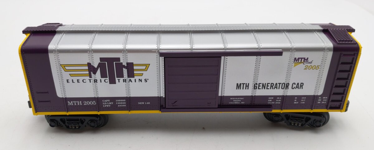 MTH 30-74223 O Gauge MTH RRC Rounded Roof Boxcar #2005 with Generator MT/Box