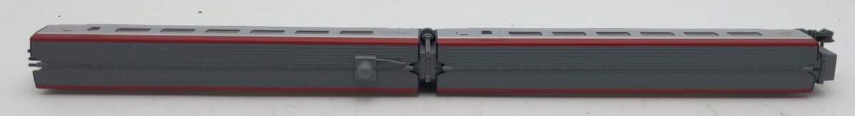 Marklin 43421 HO Belgium State Railways Thalys Passenger Car Set (2)