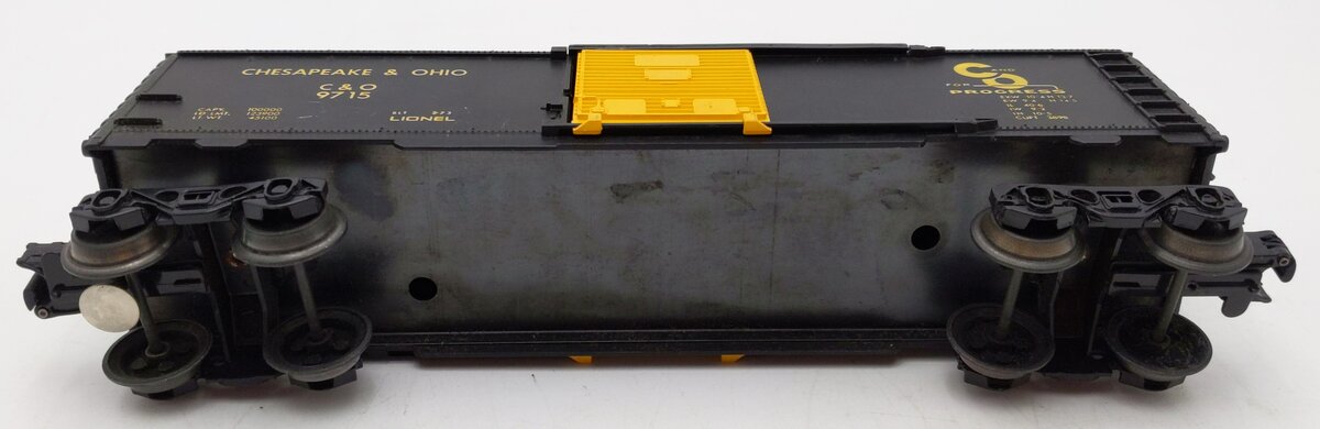 Lionel 6-9715 O Gauge Chesapeake & Ohio Boxcar