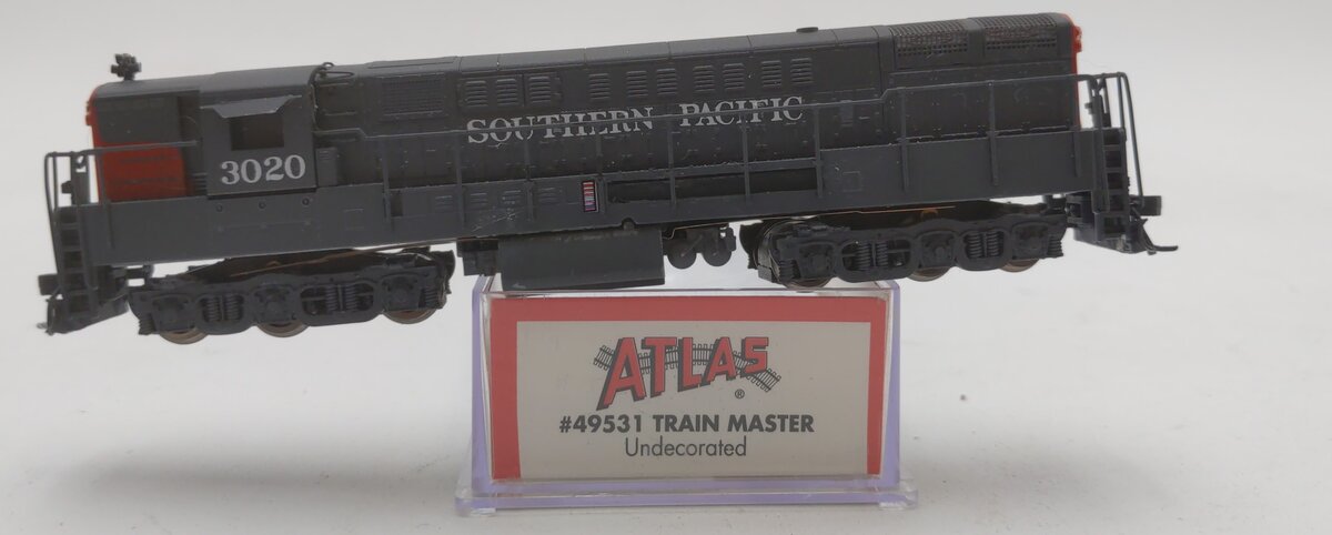 Atlas 49531 Trainmaster Road Switcher Painted #3020 EX/Box