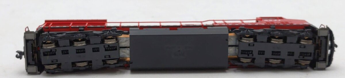 Kato 176-7216 N Scale Canadian Pacific Diesel Locomotive #8541
