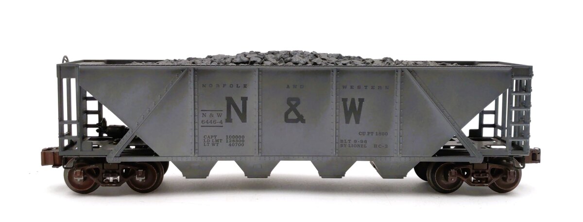 Lionel 6-19328 O Norfolk & Western 4-Bay Weathered Hopper w/Coal Load #6446-4 LN/Box