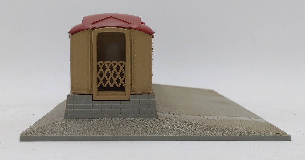 Lionel 6-12722 O Gauge Illuminated Roadside Diner w/Smoke Stack LN/Box