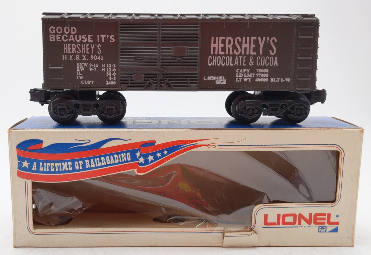 Lionel 6-9041 O Gauge Hershey's Chocolate Boxcar #9041 NIB