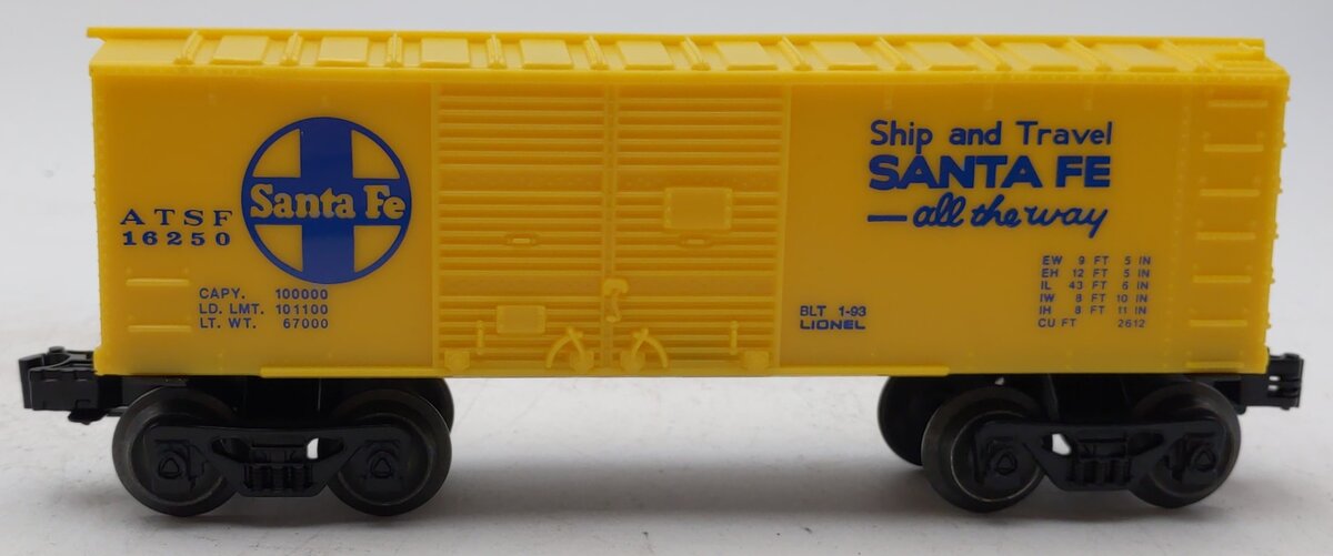 Lionel 6-16250 O Gauge Santa Fe Boxcar NIB