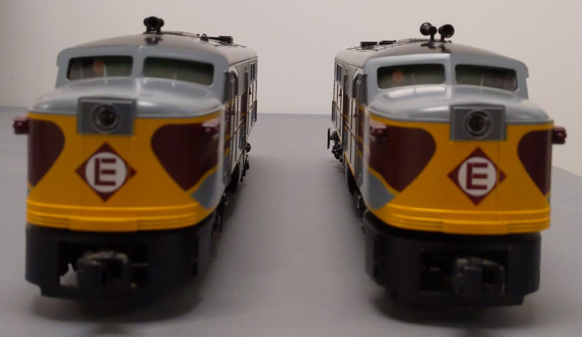 Lionel 6-18116 O Gauge Erie Lackawanna PA AA Diesel Set #858/859 EX/Box