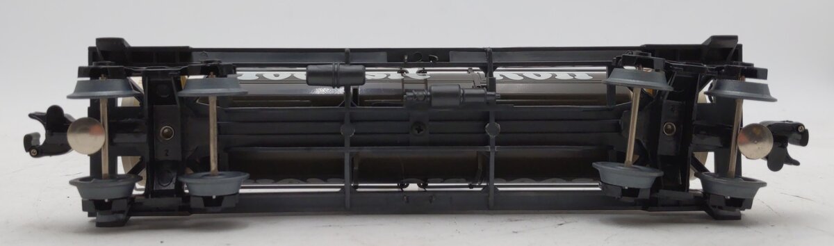 Lionel 6-9324 O Gauge Tootsie Roll Single Dome Tank Car EX/Box