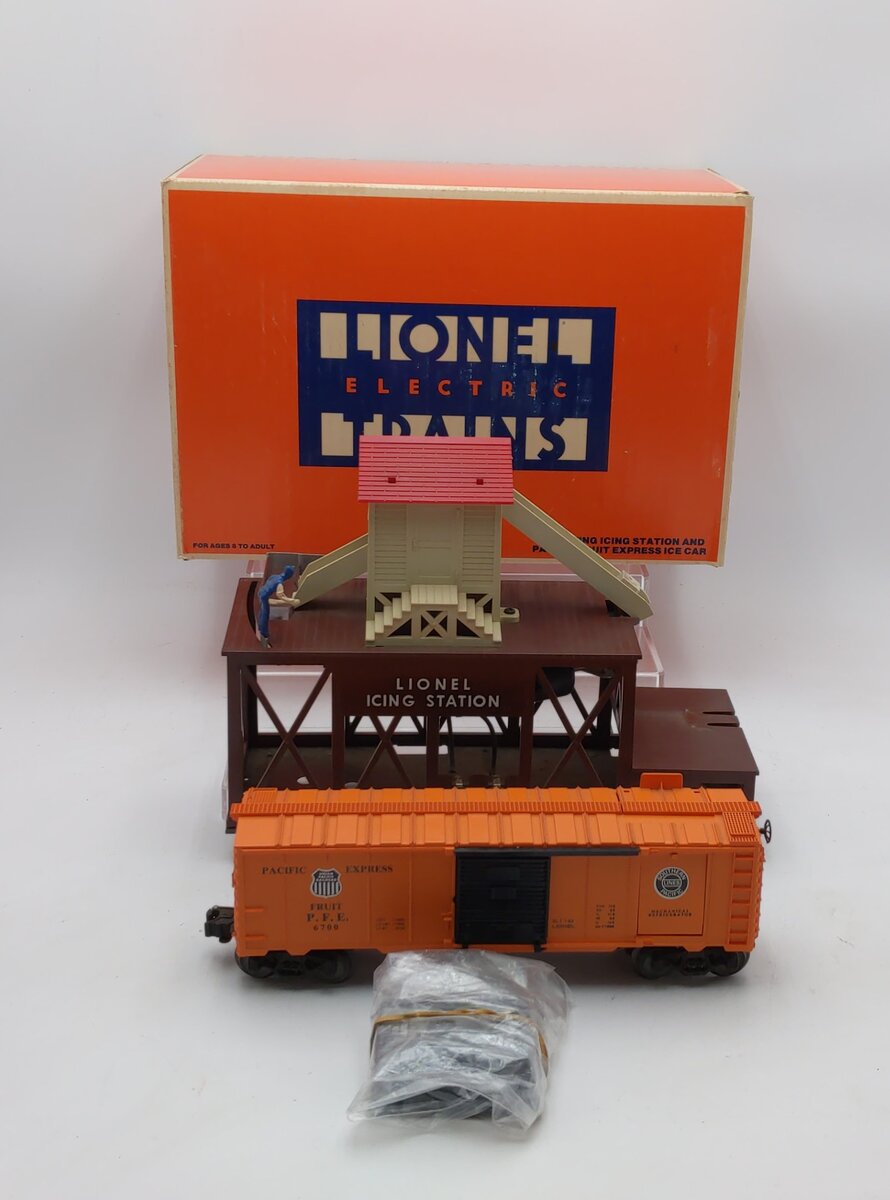 Lionel 6-2306 O Gauge Operating Icing Station w/ PFE Ice Car #6700 LN/Box