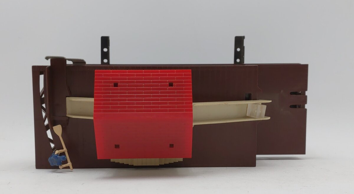 Lionel 6-2306 O Gauge Operating Icing Station w/ PFE Ice Car #6700 LN/Box